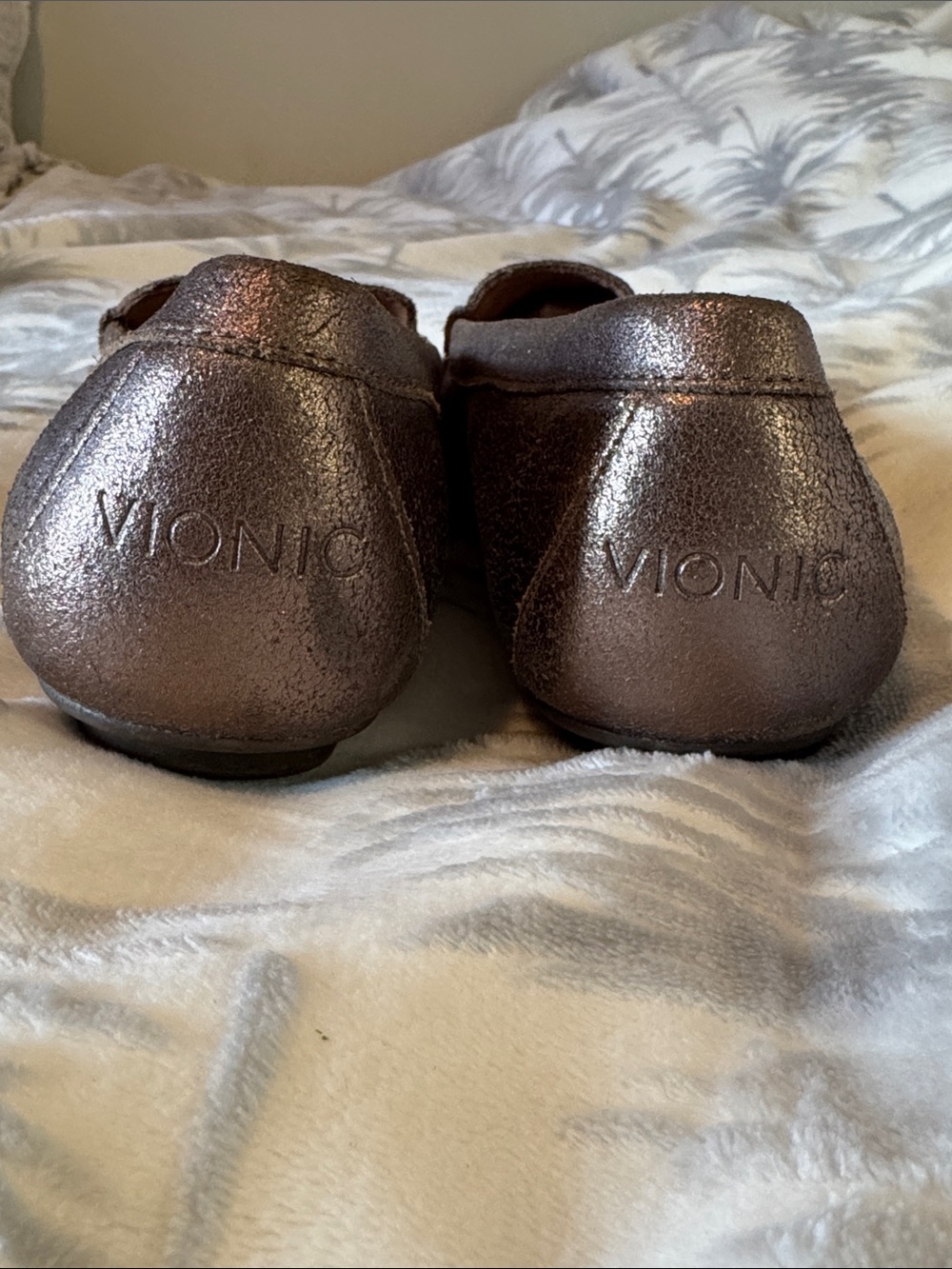 VIONIC Debbie Slip-On Metallic Loafers - Picture 4 of 9